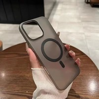 Coque mate pour iPhone 16, noire givrée, en PP ultra-fin, design luxueux, compatible avec les modèles 15, 16, 17 Pro Max, coques magnétiques pour téléphone portable