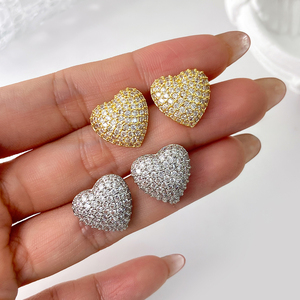 Pendientes de Corazón de Cobre Modernos ZC con Circonita para Mujer, Regalo de Boda o Fiesta de Compromiso, Latón Chapado en Oro de 18K y Rodio - Product Image 1