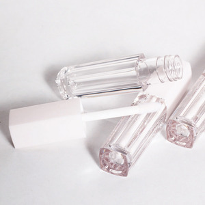 ที่กำหนดเองสแควร์ล้างสีขาวบริสุทธิ์ของเหลวลิปกลอหลอดที่มีแปรง - Product Image 5