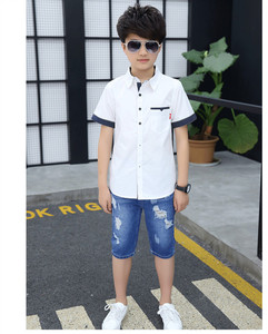 Vente en gros de vêtements pour enfants, nouveaux modèles, ensembles de vêtements pour enfants, t-shirts blancs unis et jeans en denim - Product Image 1