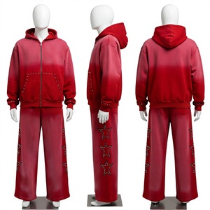 Conjunto Deportivo Unisex con Degradado Rojo, Sudadera con Capucha y Pantalones Deportivos, Ropa Casual de Otoño, Diseño de Estrellas con Pedrería en Toda la Superficie - Product Image 1