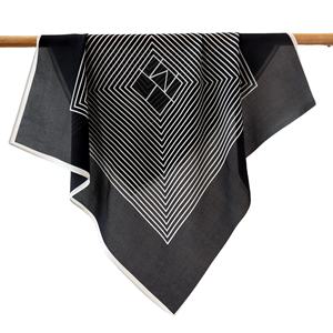 Sciarpa Nera in Seta Crepe de Chine Leggera e Trasparente per Primavera Estate, Minimalista ed <span class=keywords><strong>Elegante</strong></span> - Product Image 1