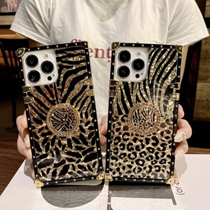 เคสโทรศัพท์ TPU ขนนกคลาสสิกพิมพ์ลายเสือดาวแฟชั่นสุดหรูสำหรับ Samsung S25 A53อัลตร้าและสำหรับ <span class=keywords><strong>iPhone</strong></span> 16 Pro Max - Product Image 1