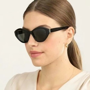 Lunettes de soleil œil de chat pour femmes, monture intégrale, protection UV400, nouveau style 2025 - Product Image 4