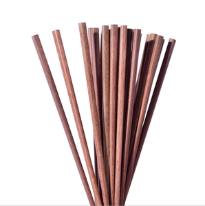 फैक्टरी लाल चंदन लकड़ी के चॉपस्टिक्स के साथ कारखाने लाल चंदन - Product Image 1