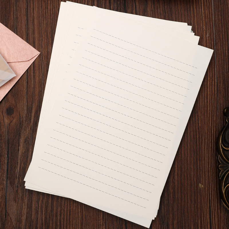 White A5 dotted-line letter paper (8 sheets)