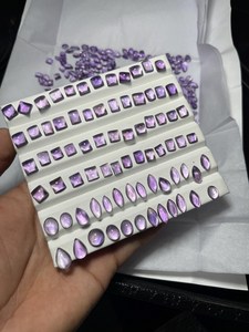 Lote de Cabujones de Amatista Púrpura de Calidad AAA: Piedras Preciosas de Formas Variadas para Joyería, Precio al por Mayor - Product Image 5