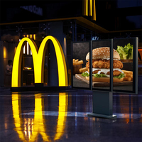 Vente directe d'usine, écran d'affichage numérique publicitaire LCD extérieur à double/triple affichage, 55 pouces, haute luminosité, sur pied