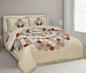 Conjunto de cama king size com colcha em poliéster, conjunto para cama com estampa de flores, colcha e lençol acolchoado para todas as estações