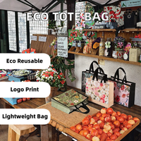 Sac fourre-tout réutilisable et écologique personnalisé à la mode avec poignée d'épaule en tissu non tissé recyclé pour cadeaux