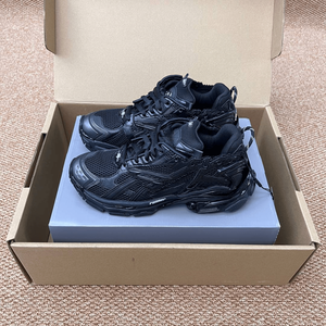 Zapatillas deportivas de malla de nylon negro mate, zapatillas de correr con cordones de lujo, zapatillas casuales para caminar, zapatillas de diseñador de moda para hombre - Product Image 1