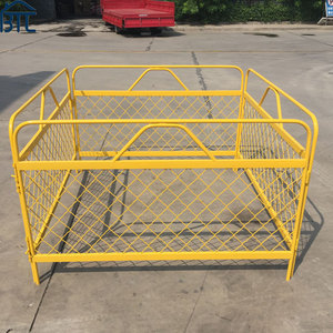 Vàng Thép cửa cống bảo vệ đường sắt tạm thời trang trại hàng rào và dây rào cản cho an ninh và kiểm soát đám đông xử lý nhiệt gỗ - Product Image 1
