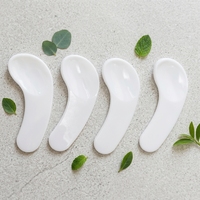 SEEME S-08 Cuillère à crème pour masque en plastique blanc