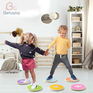 Enfant <span class=keywords><strong>Montessori</strong></span> jouet éducatif en bois poutre d'équilibre planche d'équilibre en bois jouet enfant en bas âge <span class=keywords><strong>parcours</strong></span> d'obstacles jouet d'extérieur - Product Image 6