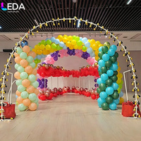 LEDA Promotion : Support de fond gonflable automatique réutilisable et économique pour la décoration de mariages et événements