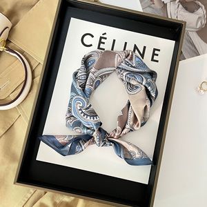 Nuovo arrivo sciarpa quadrata di pura <span class=keywords><strong>seta</strong></span> 100% di lusso con stampa personalizzata stile Vintage 53cm sciarpe estive rosse da donna all'ingrosso - Product Image 5