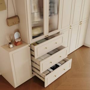 خزانة ملابس قائمة بذاتها من الخشب بتصميم عصري بسيط، متينة وصديقة للبيئة ومقاومة للرطوبة، ذات سعة كبيرة وموفرة للمساحة، مناسبة للفنادق - Product Image 5