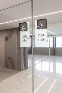 Panneau CARREY Support de sol extérieur éclairé personnalisé Panneau de bâtiment <span class=keywords><strong>immobilier</strong></span> Panneaux <span class=keywords><strong>d</strong></span>'orientation directionnels - Product Image 5