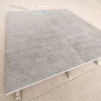 Dalles et carreaux de pierre calcaire grise moderne, découpés à la machine et polis, pour revêtements de sol et murs, pour la décoration intérieure/extérieure des hôtels