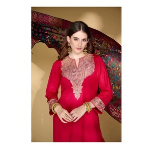 Vêtement d'hiver Dilkash pour femmes, très tendance, broderie luxueuse, tissu chaud, salwar kameez ethnique, disponible en qualité supérieure - Product Image 1