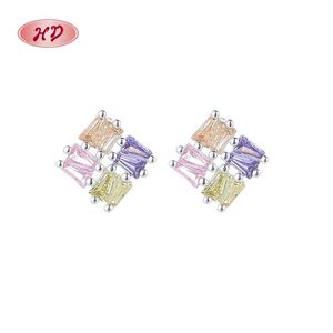 Pendientes de Plata de Ley 925 Hengdian, Estilo Vintage, Forma de Corazón, Bloques de Color, Circonita Cúbica, para Mujer, Bodas y Fiestas, Regalo - Product Image 1