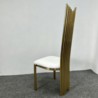 Chaises empilables commerciales en acier inoxydable doré à dossier haut avec coussin blanc pour événements et mariages (vente en gros)