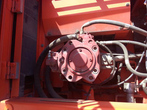 รถขุดล้อ DH210-7 Doosan มือสองพร้อมส่วนประกอบหลักที่มีน้ำหนักในการทำงาน21ตัน - Product Image 2