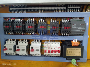 Máquina Taladradora Radial Automática con Pedestal, Motor a Batería y Caja de Cambios - Punto Clave de Venta - Product Image 6