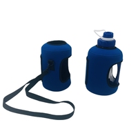 Bouteille d'eau de demi-gallon 2,2 L avec paille 74oz grande bouteille d'eau de gymnastique avec manchon de stockage