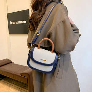 Bolso bandolera de moda para mujer con diseño simple, bolso de mano de material PU impermeable - Product Image 5