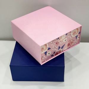 Diseño CMYK para <span class=keywords><strong>escapadas</strong></span> de fin de semana o bolsas de gimnasio, embalaje para rutina de cuidado de la piel, caja de <span class=keywords><strong>regalo</strong></span> para artículos de belleza de viaje, cinta con impresión CMYK - Product Image 2