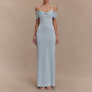 Robe de soirée longue à épaules dénudées, dos nu, taille naturelle, avec empiècements transparents et patchwork - Product Image 1