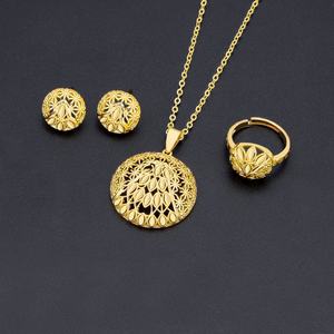 Jxx Suministro Directo de Joyería Nupcial de Alta Calidad Chapada en Oro de 24K, Precio al por Mayor, Incluye Pendientes Hechos de Aleación de Latón y Cobre - Product Image 2