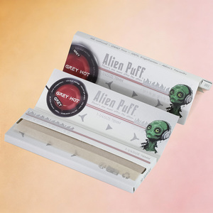 กระดาษมวนบุหรี่พรีเมียม Alien Puff สีเทา ขนาด 1 1/4  แบบเผาไหม้ช้า ไม่ฟอกขาว สีน้ำตาลธรรมชาติ  ผสมกัมอารบิก น้ำหนัก 14 กรัม  ขายดี  รับผลิตตามแบบ - Product Image 2