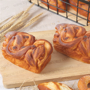 ขนมปังบริออชโฟมเหมือนจริง อุปกรณ์ประกอบฉากอาหารปลอมสำหรับถ่ายภาพสินค้า ตกแต่งร้านกาแฟ สตูดิโอ - Product Image 2