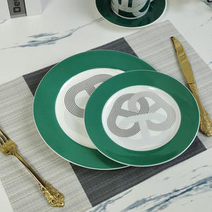 Ensemble de dîner en porcelaine osseuse de la piste verte européenne à prix réduit, ensemble de 2 pièces - Product Image 1