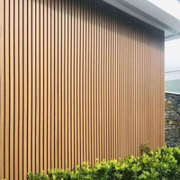 Revêtement mural extérieur en WPC 219x28mm, bardage en bois composite, design moderne pour façade et balcon