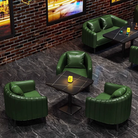 Meubles rétro en gros, ensembles de canapés et de chaises pour usage commercial, solutions complètes pour café, pub, restaurant avec banquettes et tables
