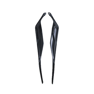 แผงข้างถังน้ำมันมอเตอร์ไซค์ทำจากคาร์บอนไฟเบอร์แห้ง 3K แท้ 100% สำหรับ Triumph <span class=keywords><strong>Street</strong></span> <span class=keywords><strong>Triple</strong></span> 765 <span class=keywords><strong>R</strong></span> RS ปี 2018+ - Product Image 3