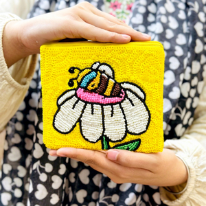 Bolso Rectangular Amarillo Bordado a Mano con Diseño de Flores con Cuentas, Artesanía Textil para Fiestas - Product Image 1