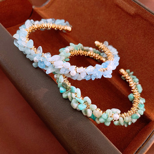 2025 New Arrival Retro mùa hè thời trang Cuff Vòng đeo tay màu xanh tự nhiên bị hỏng vàng đá mở vòng đeo tay thiết kế Cuff bangles - Product Image 2