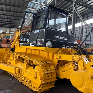 รถดันดิน CHINA Shantui SD22 พร้อมเครื่องยนต์ Cummins ใบมีดไฮดรอลิกและชุดเกียร์ตีนตะขาบ สีเหลือง อุปกรณ์ก่อสร้างสำหรับงานหนัก - Product Image 5