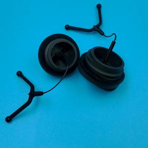 Tapa <span class=keywords><strong>de</strong></span> <span class=keywords><strong>Tanque</strong></span> <span class=keywords><strong>de</strong></span> <span class=keywords><strong>Gasolina</strong></span> <span class=keywords><strong>de</strong></span> Plástico HUS268 H272 H61 HUS272XP H262, Tapa <span class=keywords><strong>de</strong></span> Aceite <span class=keywords><strong>Universal</strong></span> para Maquinaria <span class=keywords><strong>de</strong></span> Jardín - Product Image 3