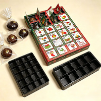 Venta al por mayor de fábrica: Caja vacía de calendario de Adviento de Navidad de 24 días con bandeja de plástico y ventanas perforadas para regalos de chocolate y dulces