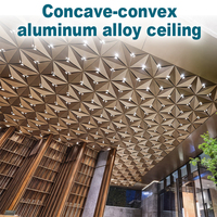 Panneau de plafond en aluminium à motif triangulaire 3D personnalisé, revêtement PVDF, panneau en aluminium géométrique artistique pour auvent d'entrée de hall