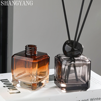 Nouvel Arrivage Diffuseur de Parfum Carré 180ml pour Décoration Intérieure, Bouteille en Verre Dégradé Marron Personnalisé, Huile Parfumée Longue Durée