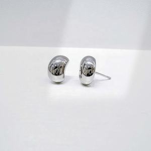 Precio de fábrica, pendientes geométricos hipoalergénicos de plata S925, elegantes y delicados, estilo coreano occidental, pequeños y sencillos para chicas. - Product Image 2