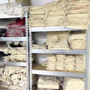 ถุงของชำร่วยงานแต่งงานแบบสั่งทำพิเศษ พร้อมชื่อและวันที่ส่วนตัว ถุงผ้าฝ้ายธรรมชาติแบบมีเชือกผูก - Product Image 6