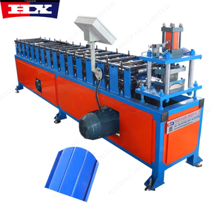 Machine pour la production de lames d'occultation pour clôture métallique avec cintrage en forme de U semi-circulaire en forme de M - Product Image 4