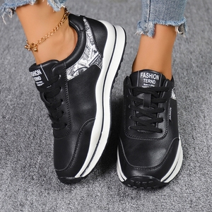 Zapatos Casuales para Caminar con Estampado Blanco y Negro para Mujer, Estilo Moderno, Zapatillas Retro con Plataforma - Product Image 6